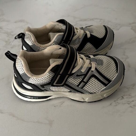 ZARA KIDS MESH SNEAKERS NWOT - Picture 3 of 6